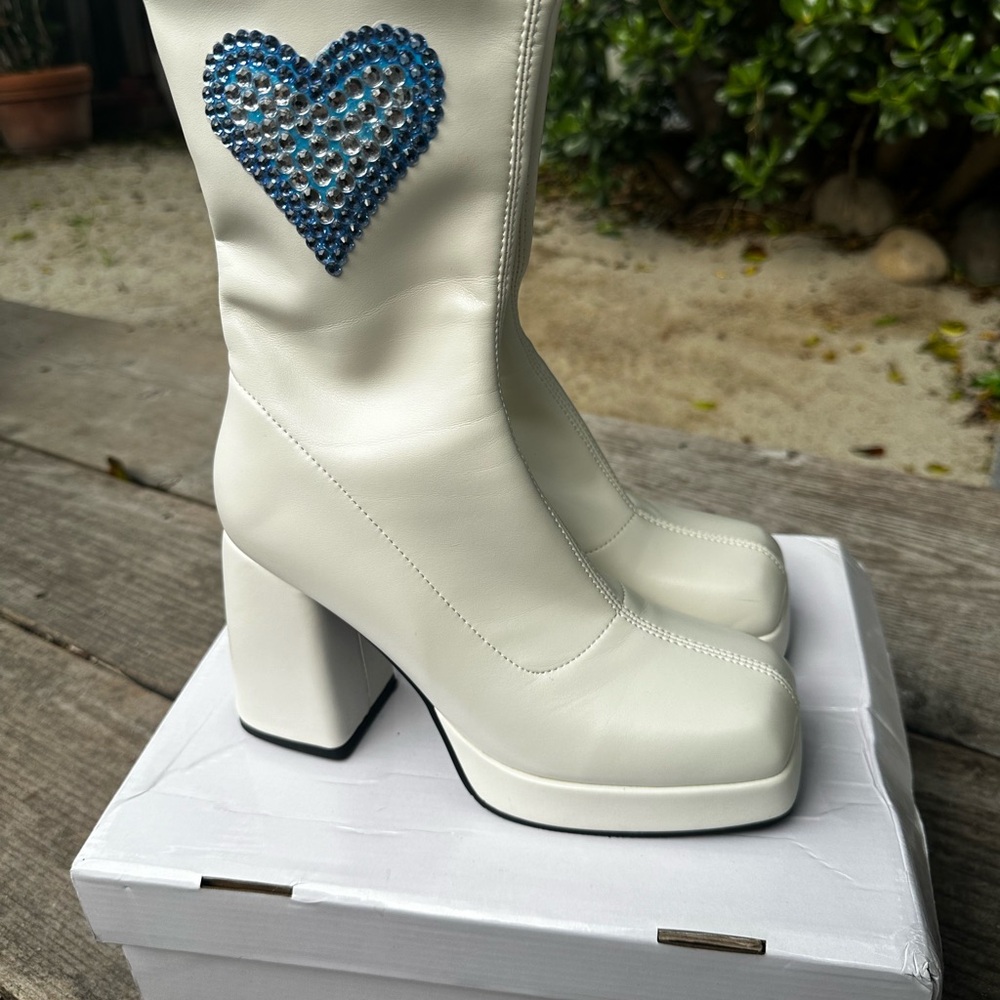 White Platform Boots with Blue Heart Sabrina Carpenter Outfit Costume